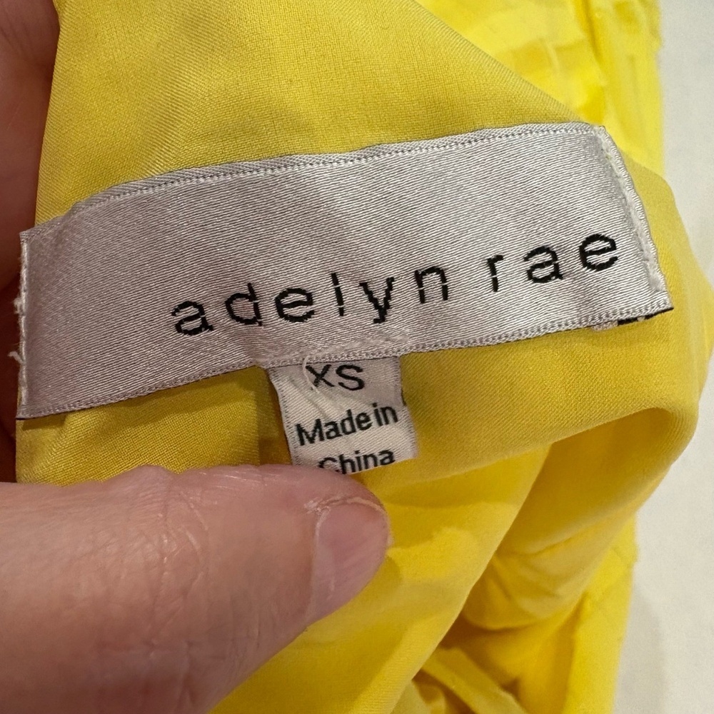 Adelyn Rae Maxi Dress Womens XS Yellow V Neck Tiered Puff Sleeves Boho Flowy - Picture 2 of 9